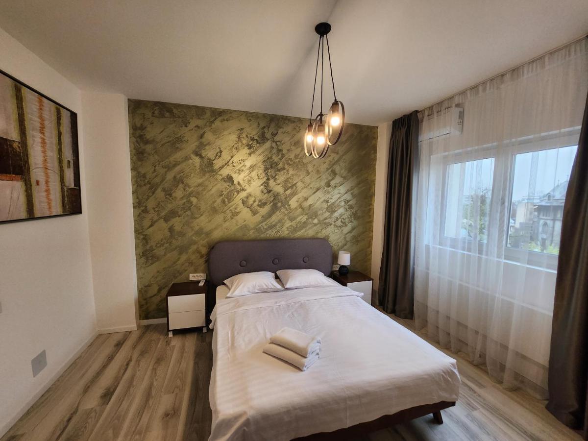 Ultra Grand 4-bedrooms Piata Rosetti Appartamento *